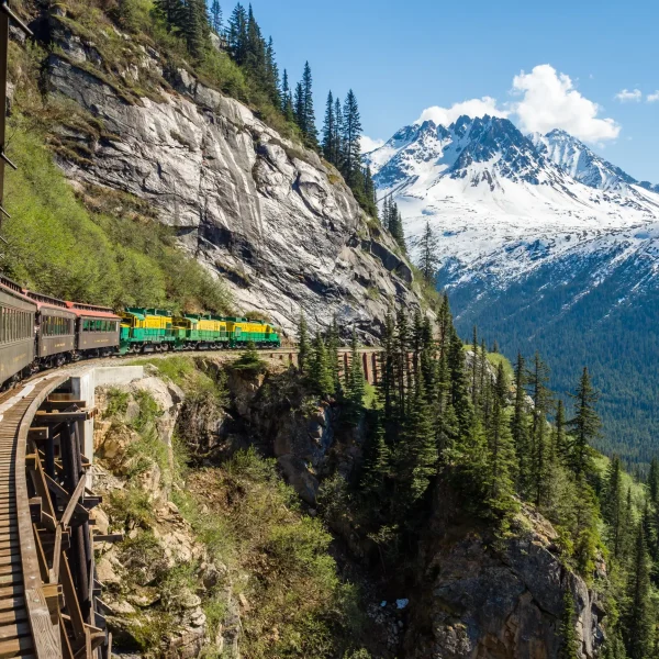 SSTK_Alaska_Skagway_White_Pass_281029148__1_.webp